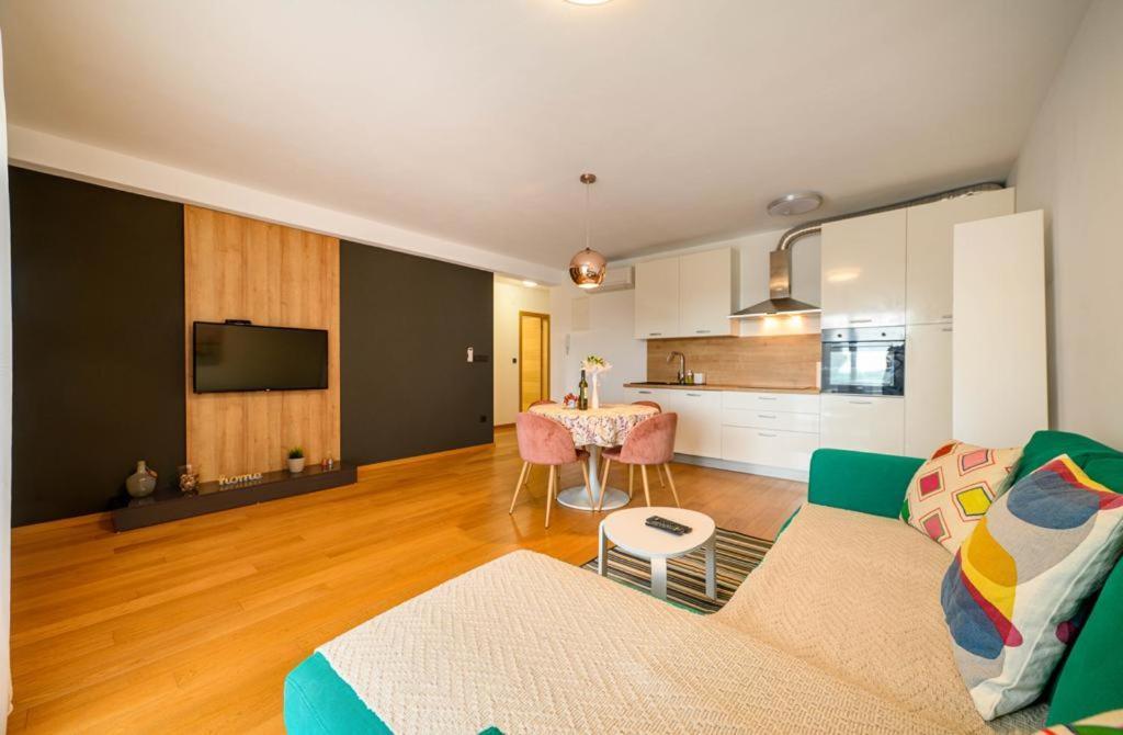 Ledunis Apartman Šibenik Kültér fotó